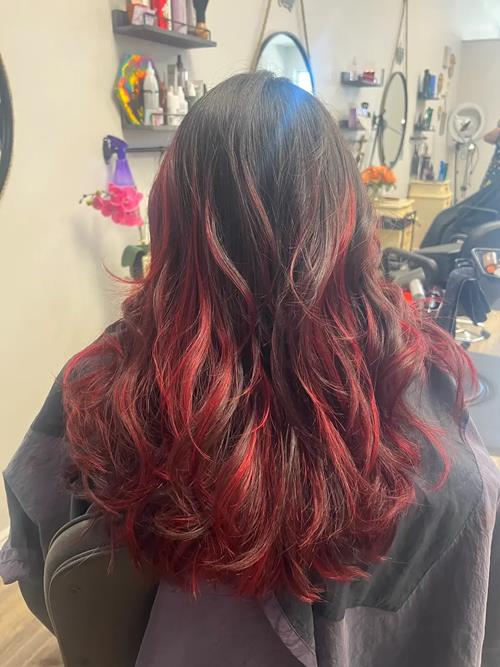 Lob Haircut in Reunion, Colorado This effortless lob haircut was shaped for natural movement and eas(..)